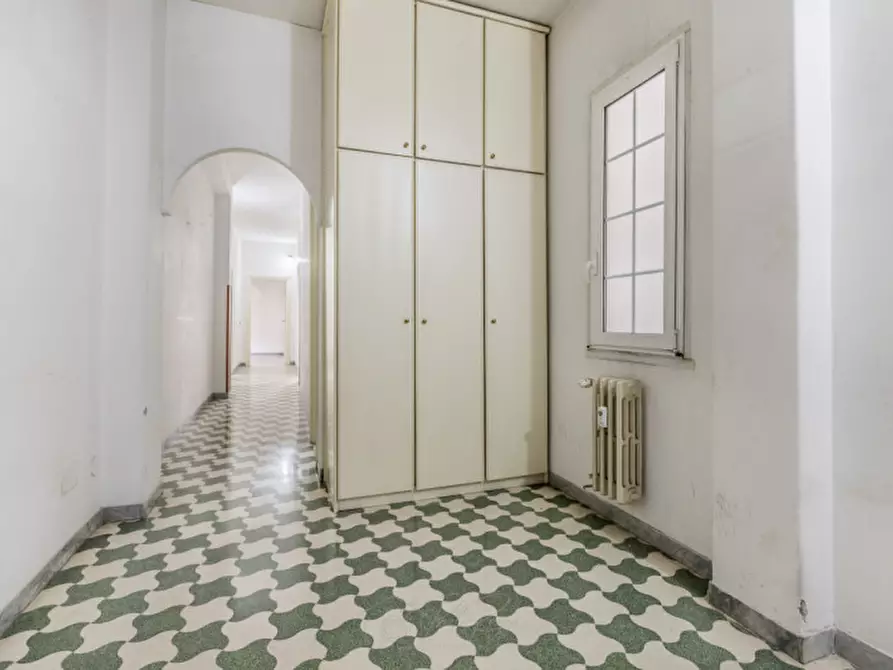 Immagine 25 di Appartamento in vendita  in Via Edoardo Jenner a Roma