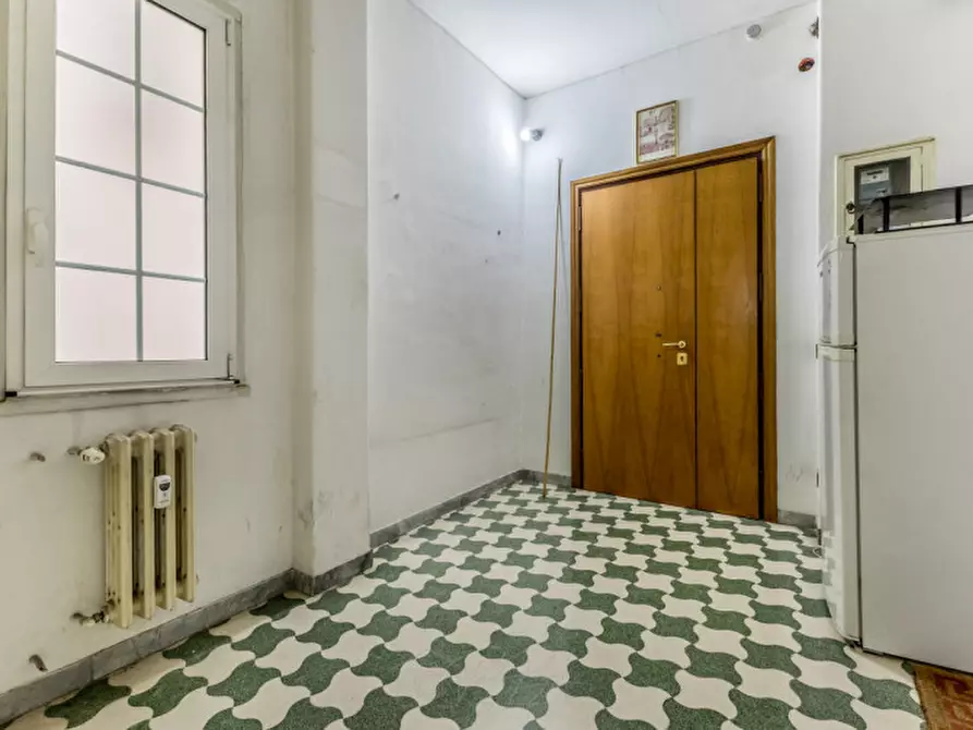 Immagine 26 di Appartamento in vendita  in Via Edoardo Jenner a Roma