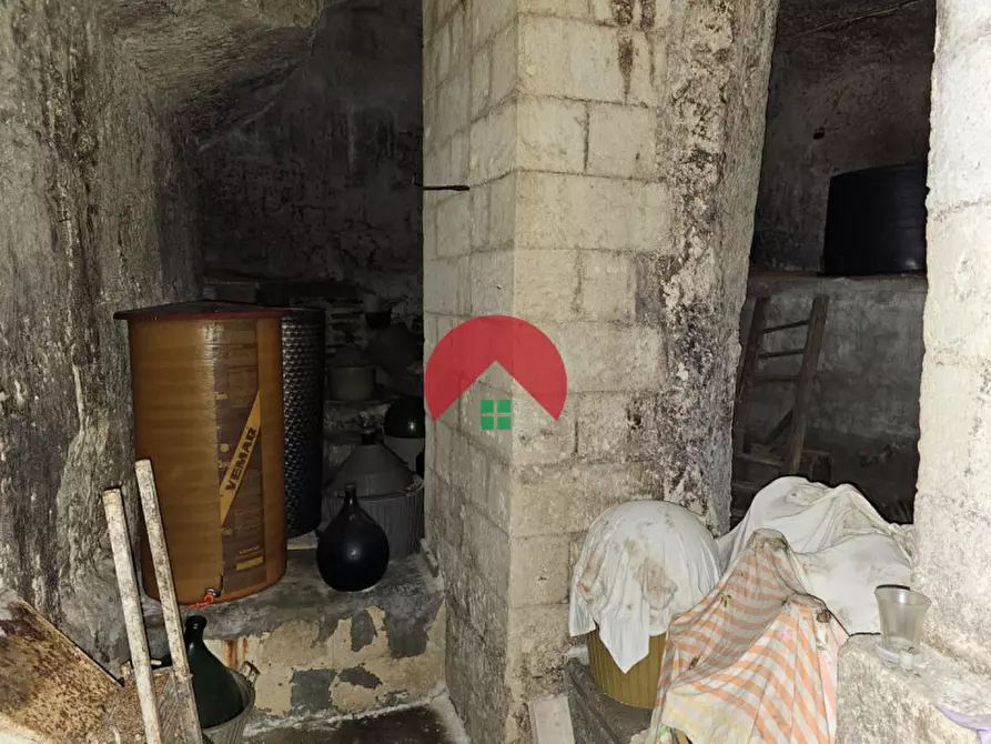 Immagine 3 di Rustico / casale in vendita  a Matera
