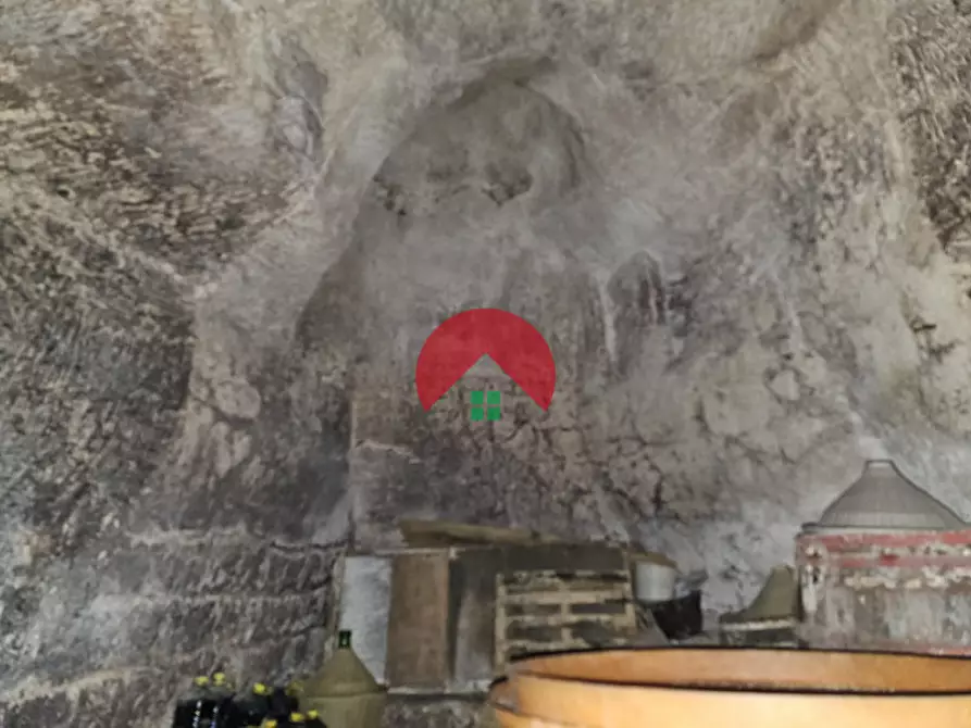 Immagine 12 di Rustico / casale in vendita  a Matera