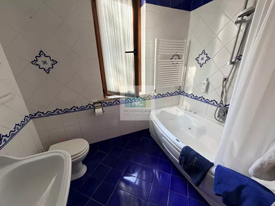 Immagine 13 di Villa in vendita  in Via Francesco Calise Operaio Foriano a Forio