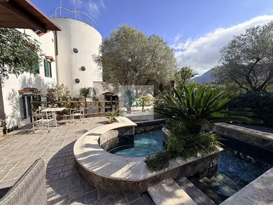 Immagine 39 di Villa in vendita  in Via Francesco Calise Operaio Foriano a Forio