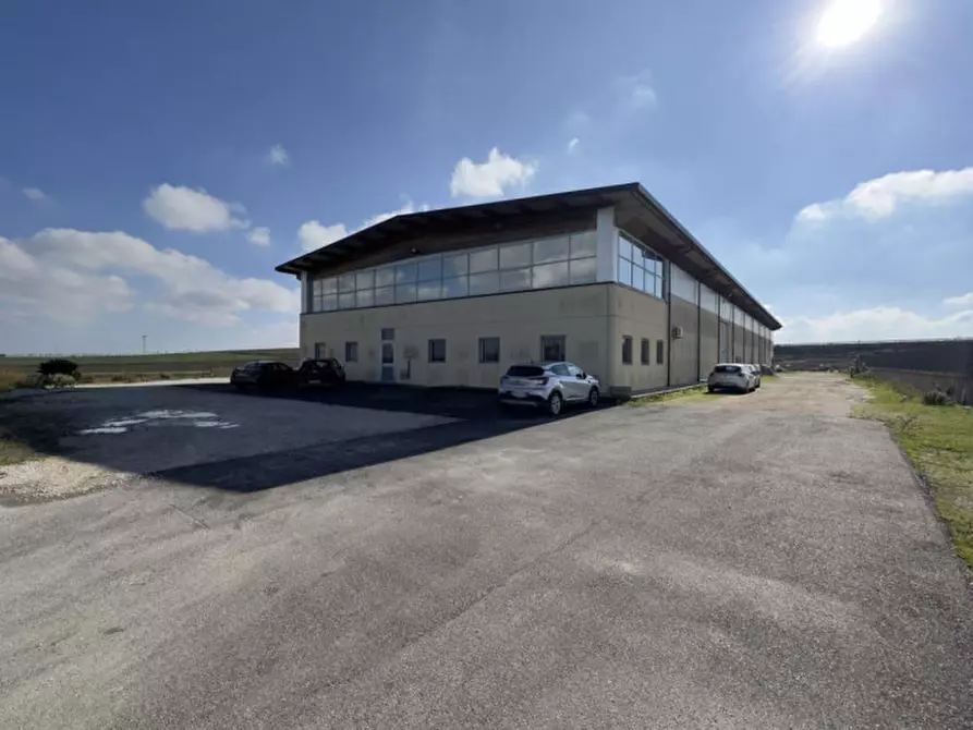 Immagine 2 di Capannone industriale in vendita  in SP19, 74014 Laterza TA, Italia a Laterza