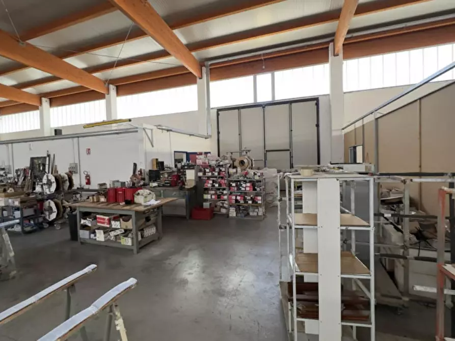 Immagine 12 di Capannone industriale in vendita  in SP19, 74014 Laterza TA, Italia a Laterza