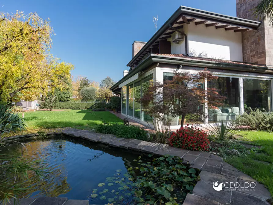 Immagine 2 di Villa in vendita  in via Vivaldi a Vigonza