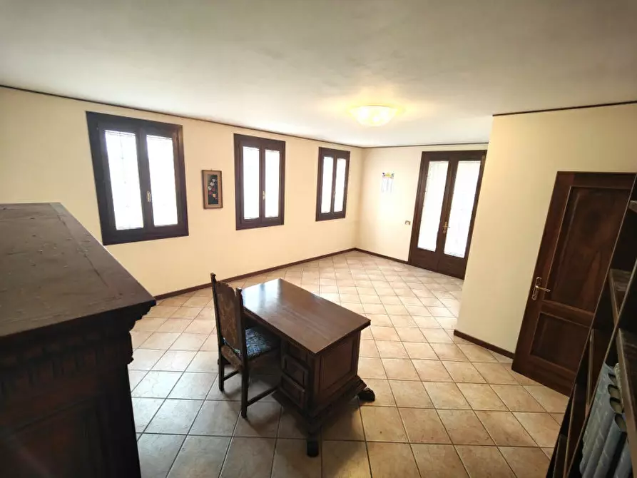 Immagine 24 di Villa in vendita  a Padova