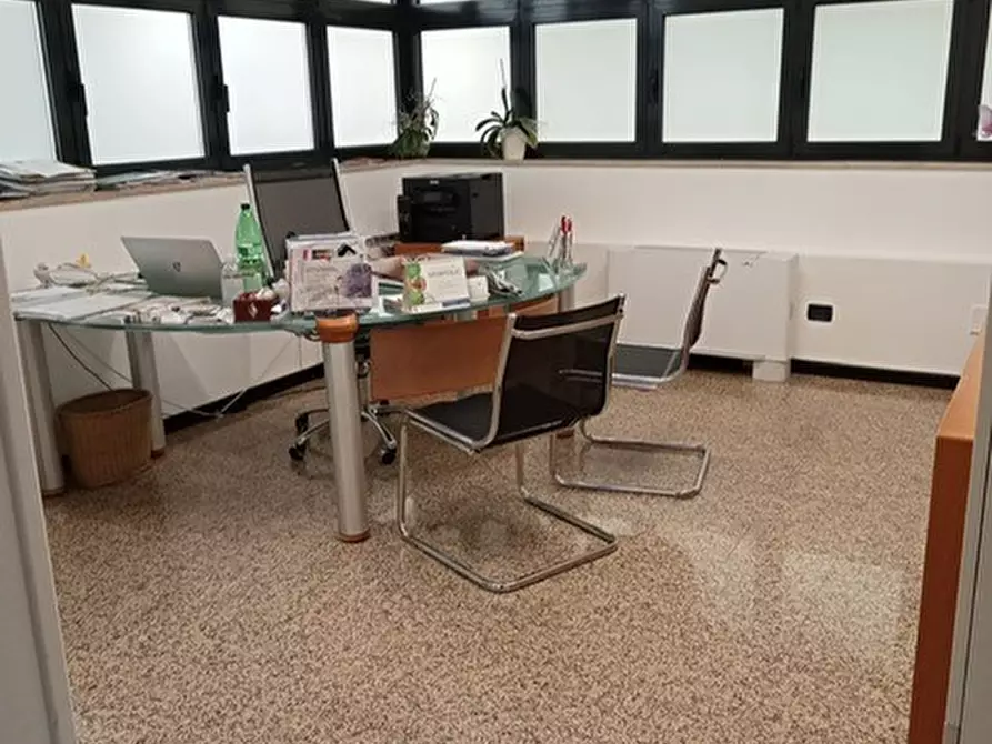 Immagine 6 di Ufficio in affitto  in via roma a Albignasego