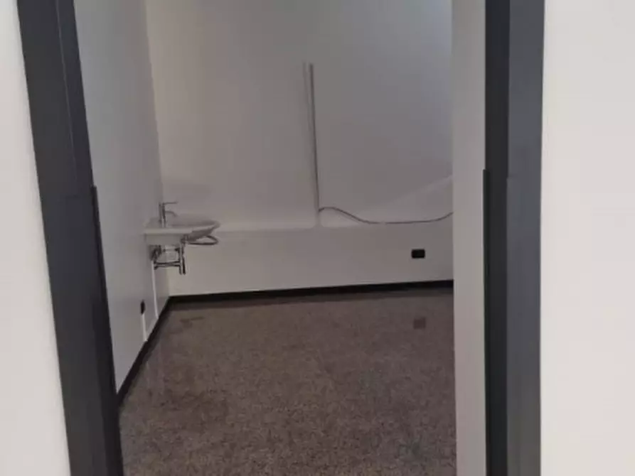 Immagine 6 di Ufficio in affitto  in via roma a Albignasego