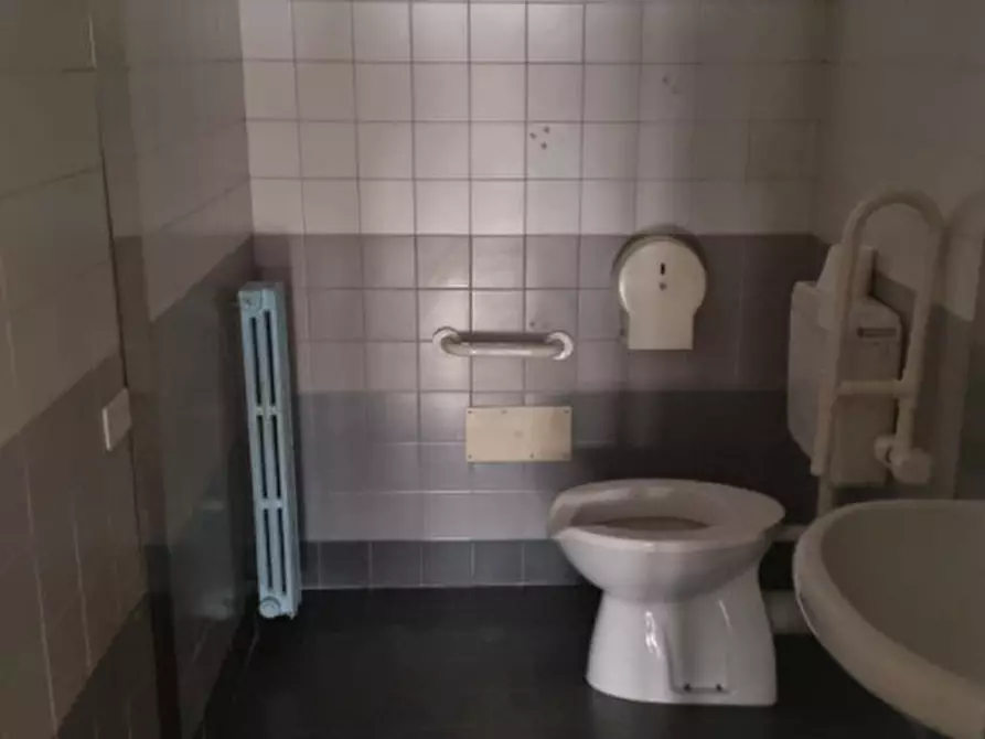 Immagine 16 di Ufficio in affitto  in via roma a Albignasego