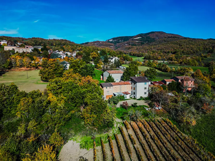 Immagine 1 di Casa indipendente in vendita  in Loc. Olza 2 a Morfasso