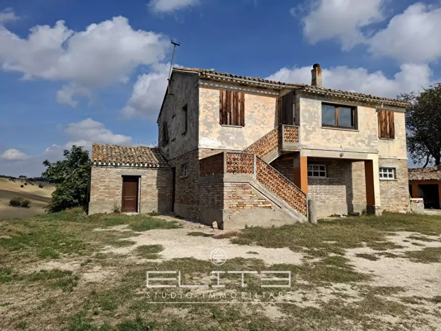 Immagine 2 di Casa indipendente in vendita  a Recanati