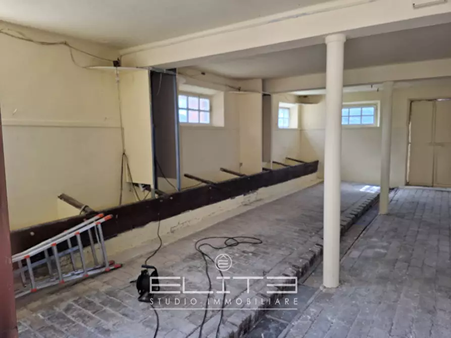 Immagine 23 di Casa indipendente in vendita  a Recanati