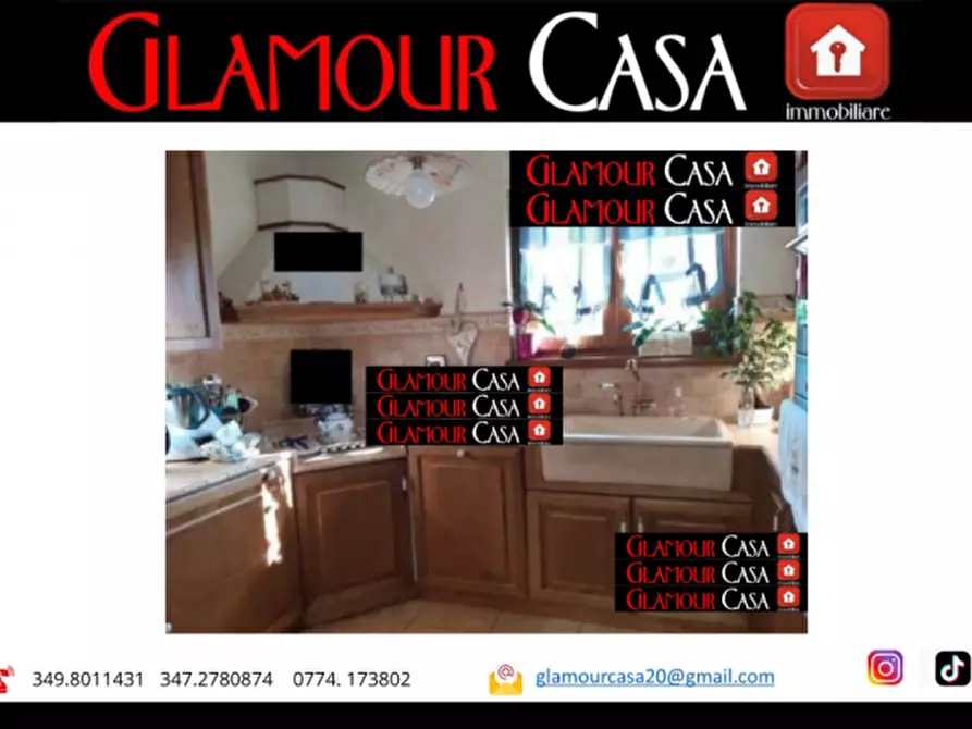 Immagine 2 di Villetta a schiera in vendita  in Via Appia Sud a Velletri