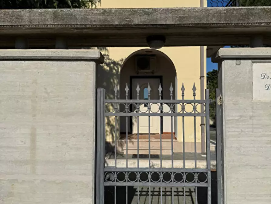 Immagine 26 di Villa in vendita  a Manoppello