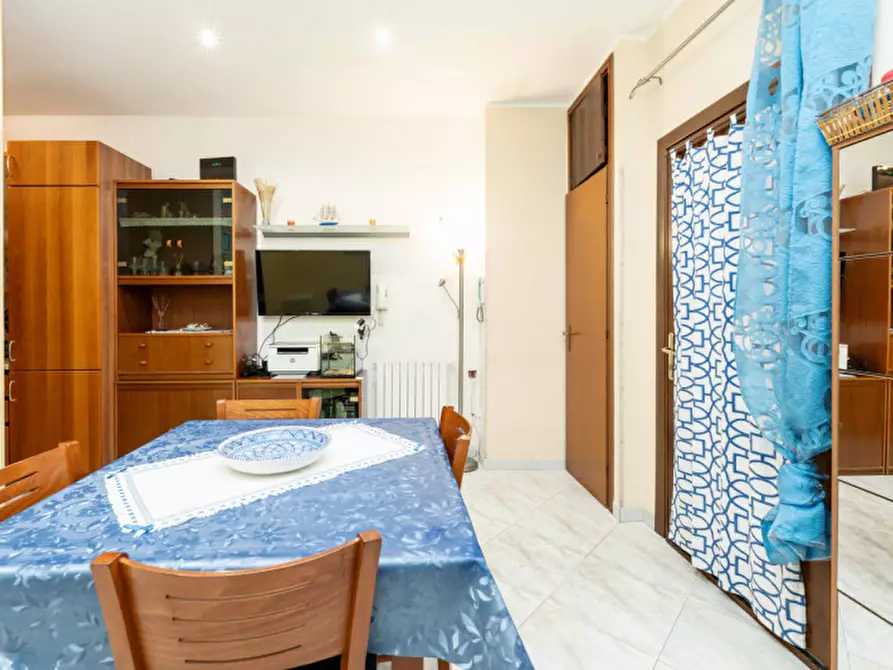 Immagine 4 di Casa indipendente in vendita  in Via Risorgimento a Cinisello Balsamo