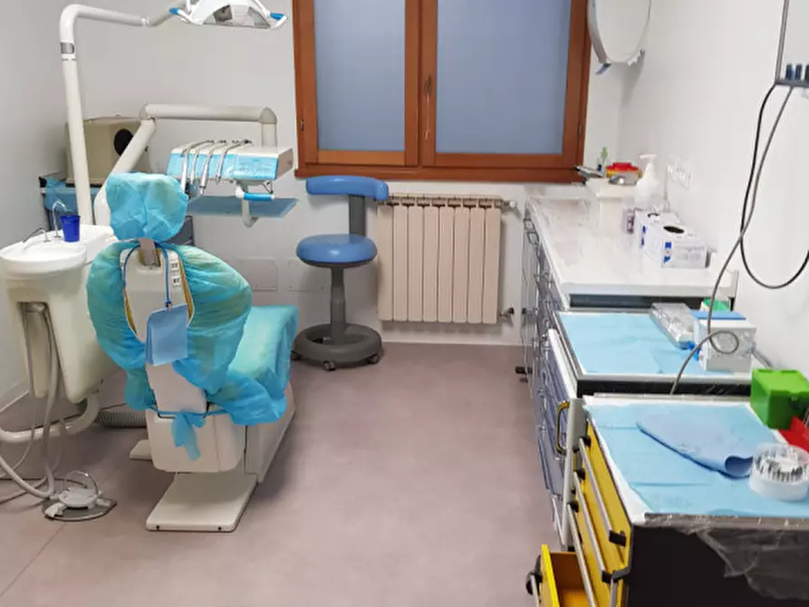 Immagine 10 di Ufficio in vendita  in Via Dante Alighieri a Polesella