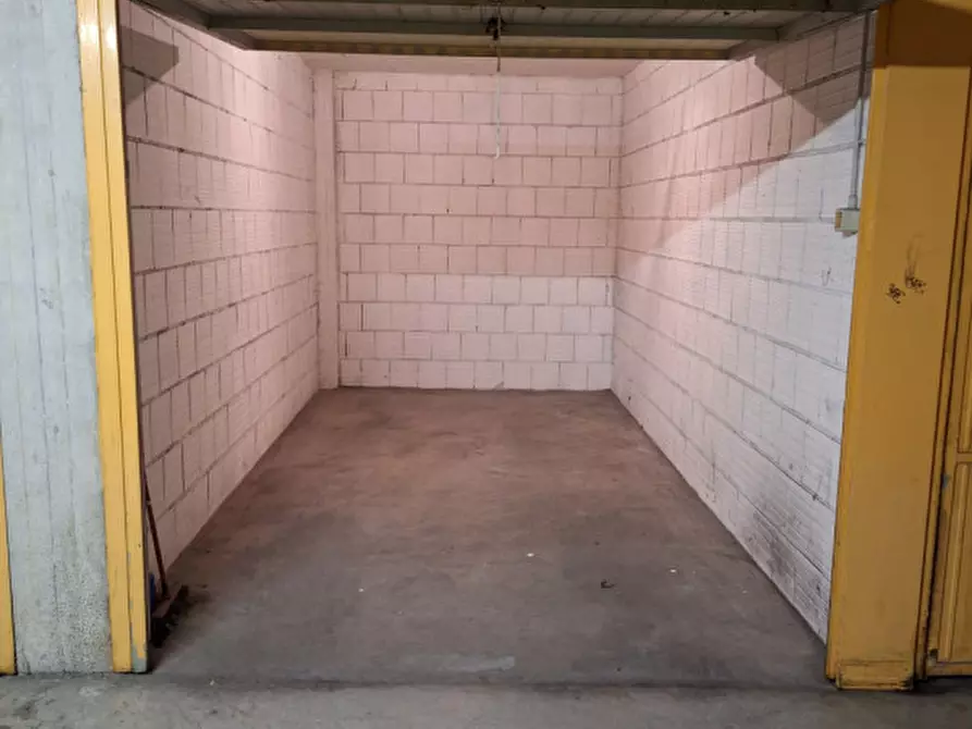 Immagine 1 di Garage in affitto  in via Pelusia 32 a Modena