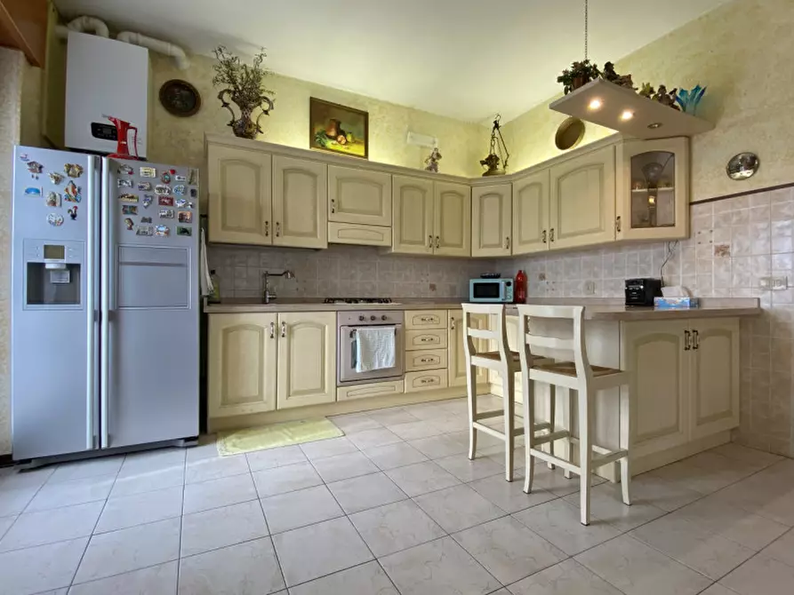 Immagine 4 di Appartamento in vendita  in Via Udine, 8 a Creazzo