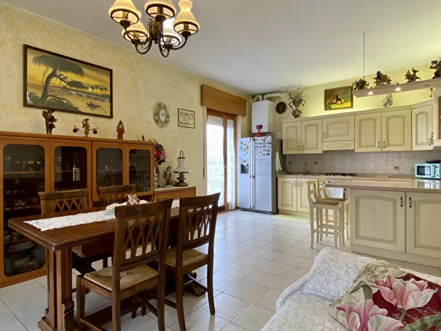 Immagine 8 di Appartamento in vendita  in Via Udine, 8 a Creazzo