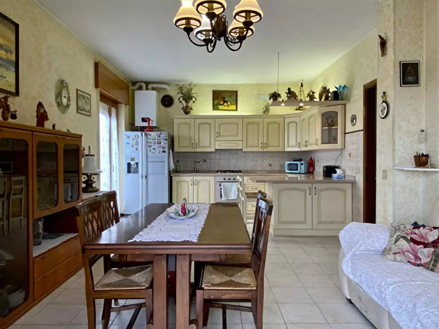 Immagine 9 di Appartamento in vendita  in Via Udine, 8 a Creazzo