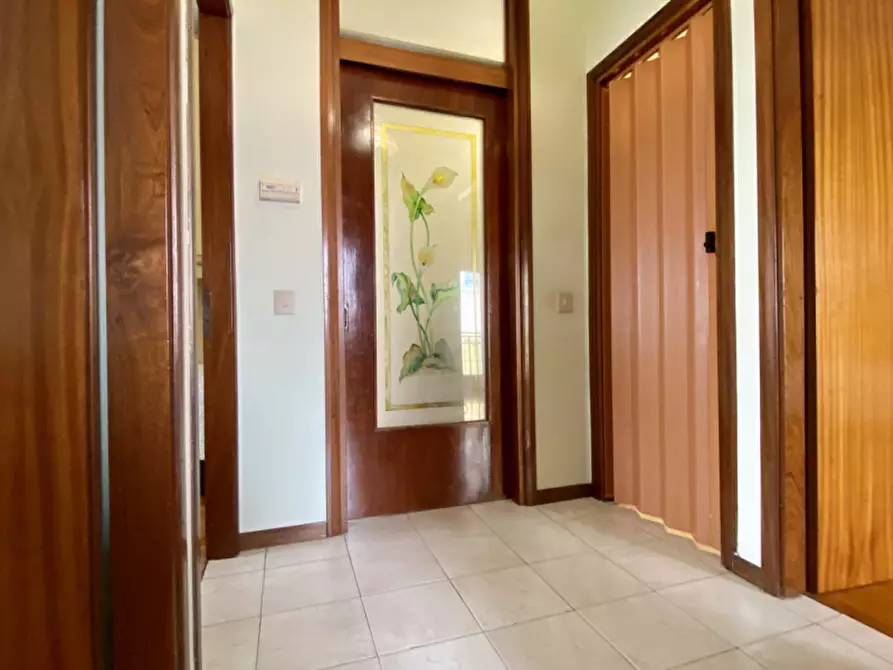 Immagine 14 di Appartamento in vendita  in Via Udine, 8 a Creazzo