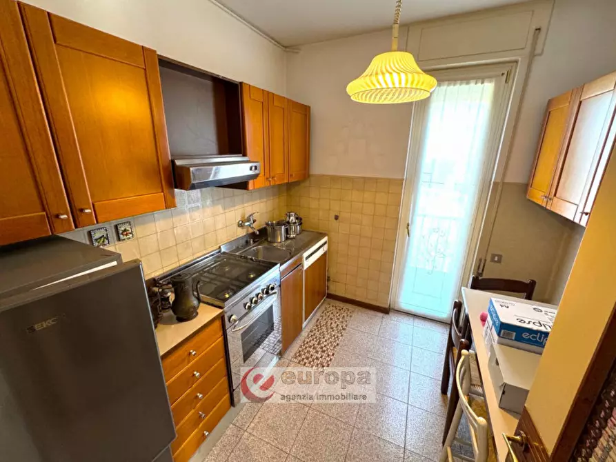 Immagine 12 di Appartamento in vendita  in Viale Crispi ,85 a Vicenza