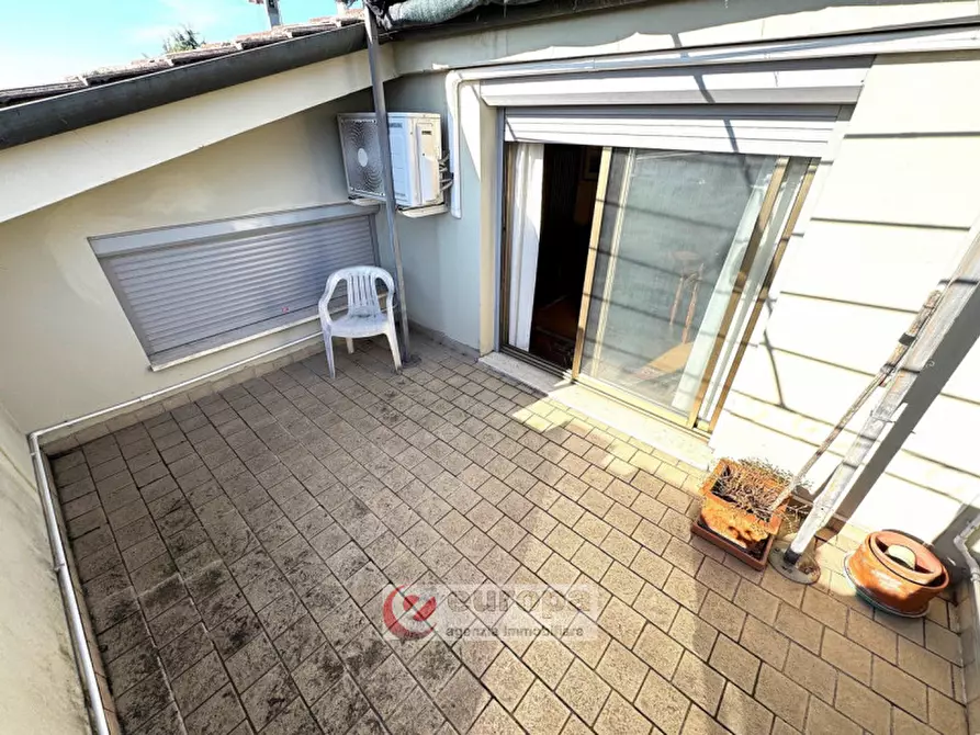 Immagine 22 di Appartamento in vendita  in Viale Crispi ,85 a Vicenza