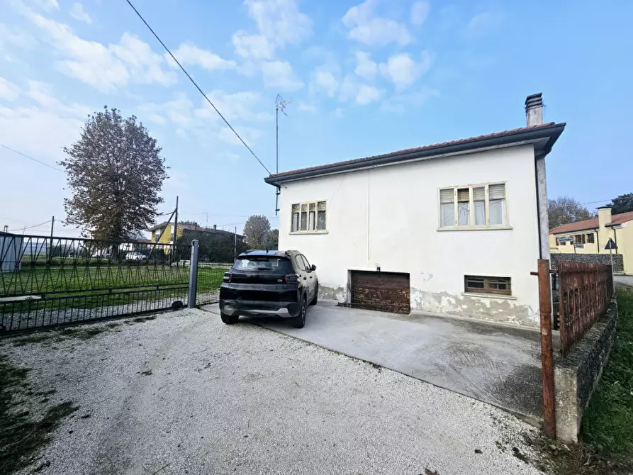 Immagine 10 di Casa indipendente in vendita  in VIA BOSCHETTE a Ospedaletto Euganeo