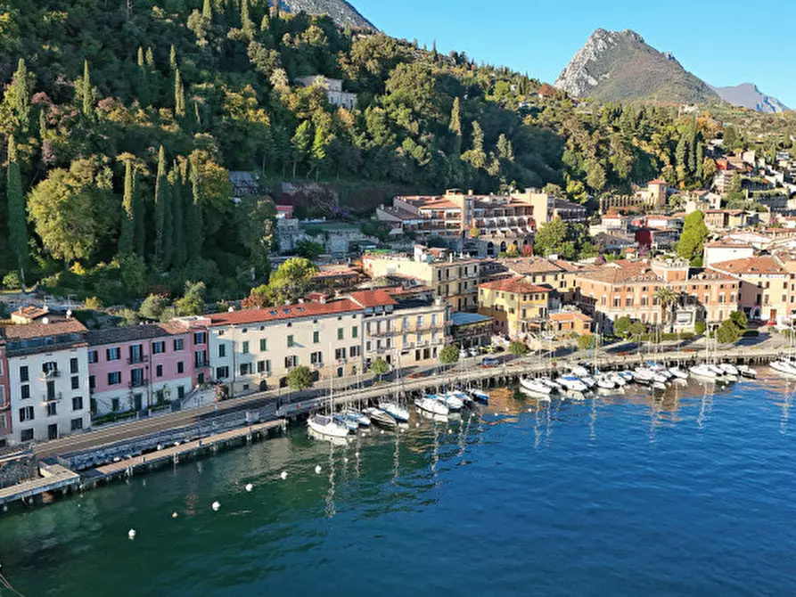 Immagine 30 di Appartamento in vendita  in Via Aquilani a Toscolano-Maderno