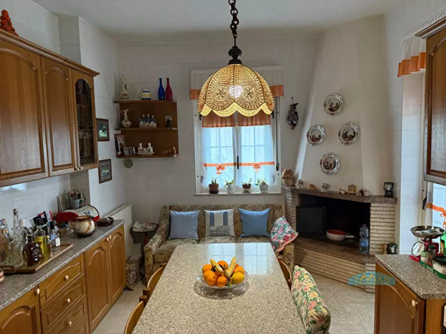 Immagine 5 di Appartamento in vendita  in Via Galante Menzella a Ceglie Messapico