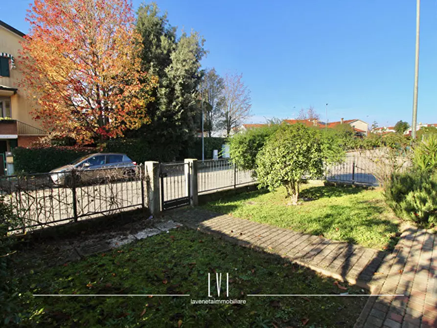 Immagine 27 di Appartamento in vendita  in via M.Romero 36 a San Donà Di Piave