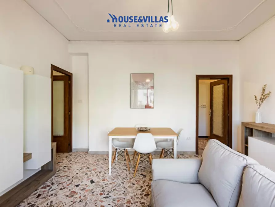 Immagine 8 di Appartamento in vendita  in Via Ducezio a Noto