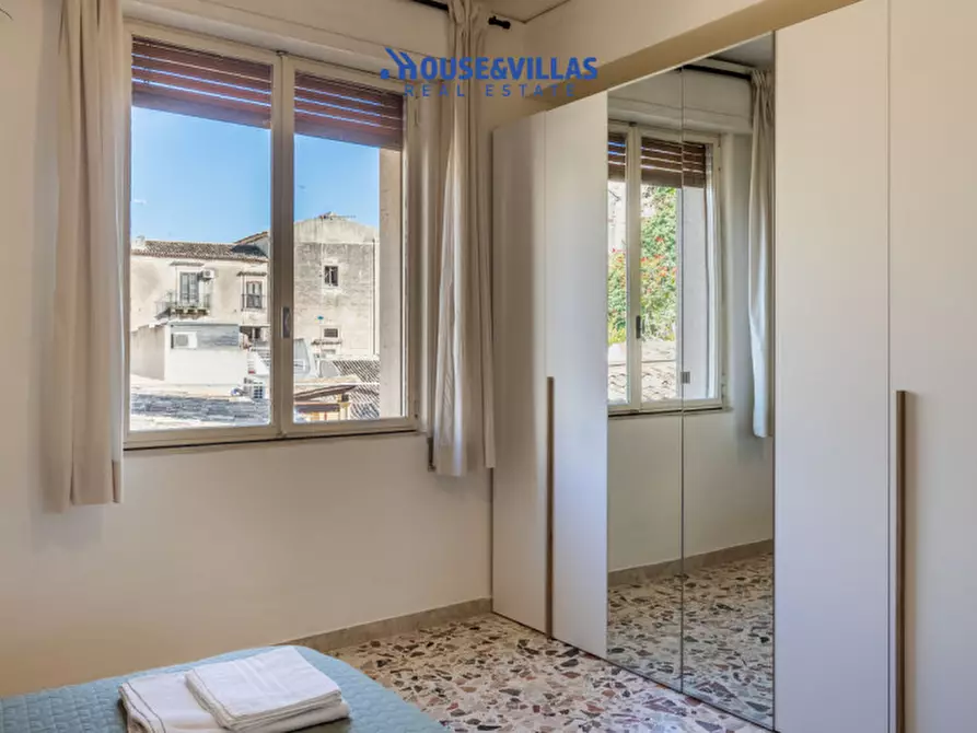 Immagine 10 di Appartamento in vendita  in Via Ducezio a Noto