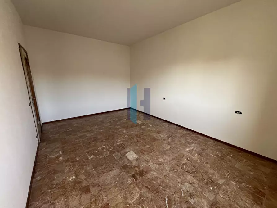 Immagine 8 di Appartamento in vendita  in Via Broseta a Bergamo