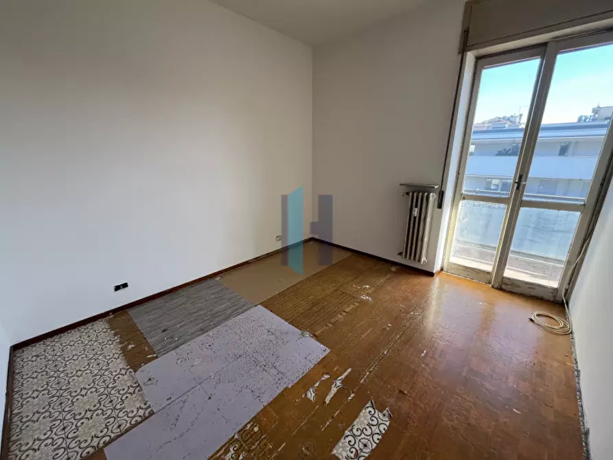 Immagine 13 di Appartamento in vendita  in Via Broseta a Bergamo