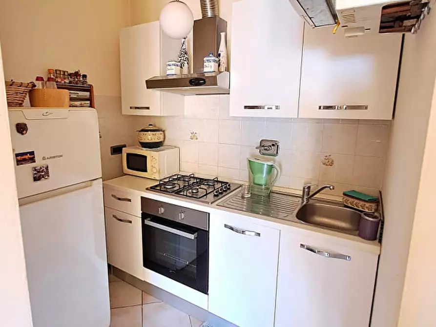 Immagine 4 di Appartamento in vendita  a Passignano Sul Trasimeno