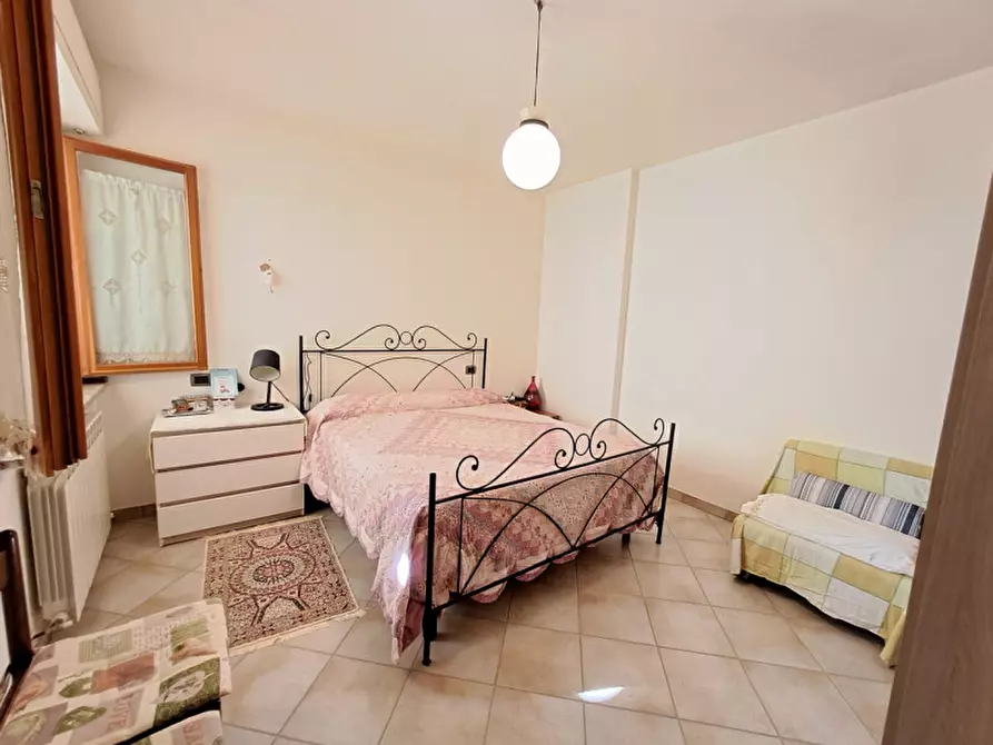 Immagine 7 di Appartamento in vendita  a Passignano Sul Trasimeno