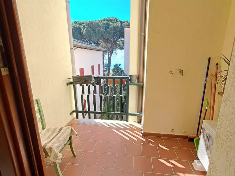 Immagine 9 di Appartamento in vendita  a Passignano Sul Trasimeno