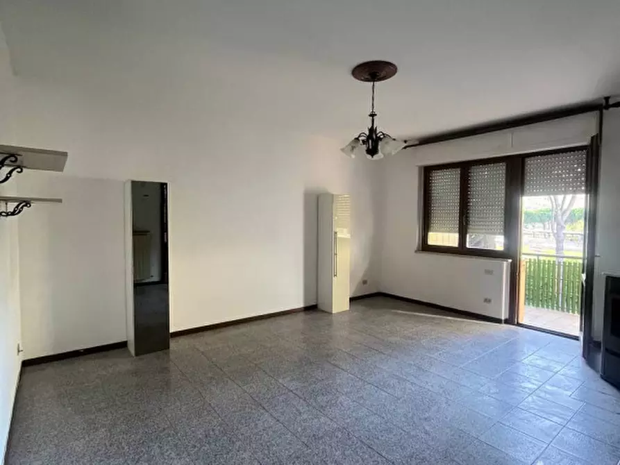 Immagine 1 di Appartamento in vendita  in Viale della Libertà a Panicale