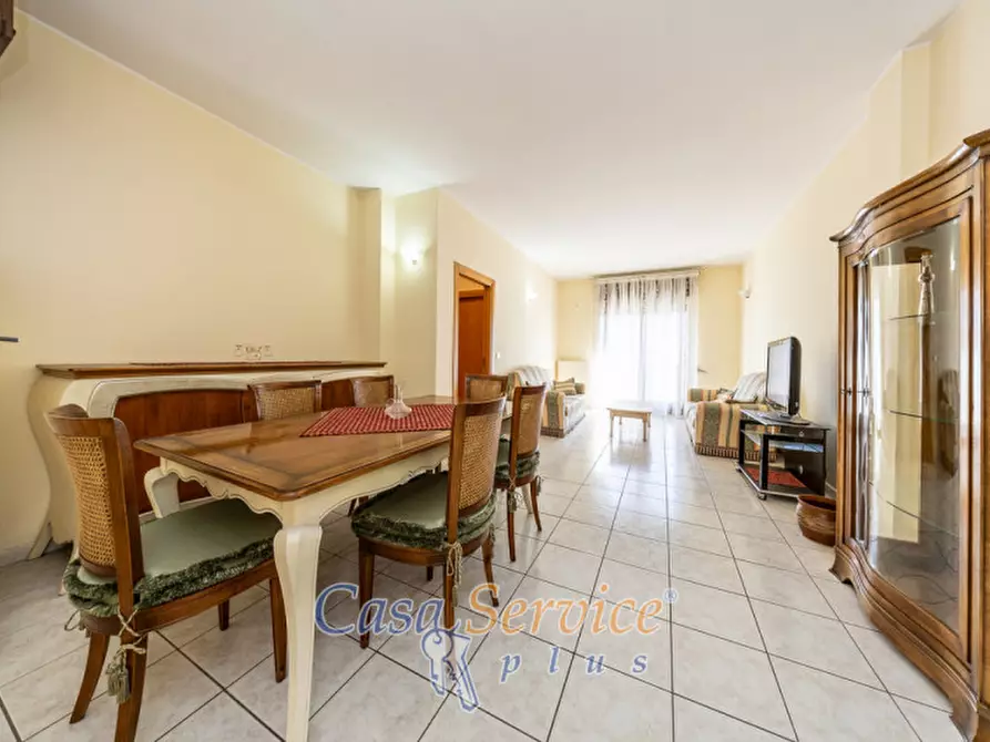 Immagine 2 di Appartamento in vendita  in Via Fratelli Bandiera a Casarano