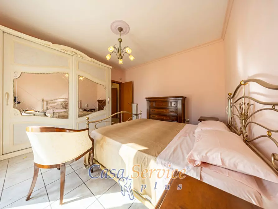 Immagine 9 di Appartamento in vendita  in Via Fratelli Bandiera a Casarano