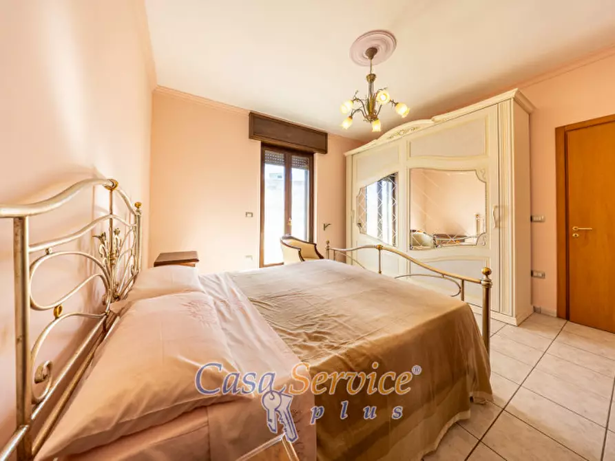 Immagine 12 di Appartamento in vendita  in Via Fratelli Bandiera a Casarano