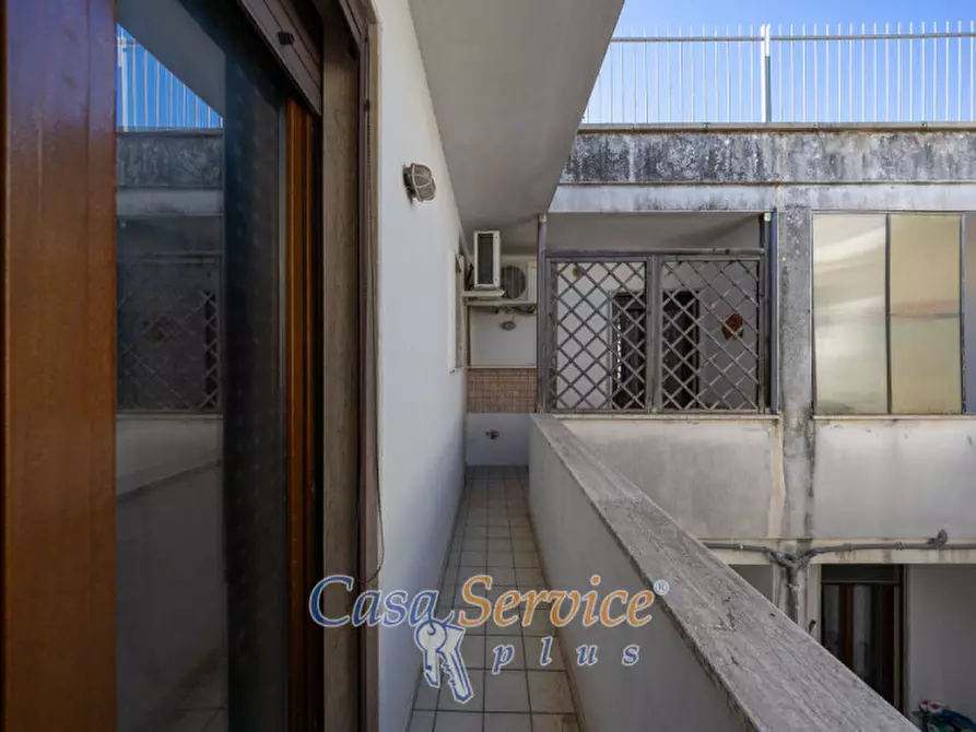 Immagine 23 di Appartamento in vendita  in Via Fratelli Bandiera a Casarano