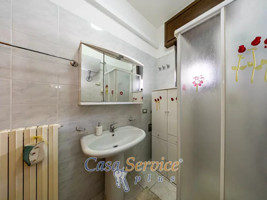 Immagine 29 di Appartamento in vendita  in Via Fratelli Bandiera a Casarano