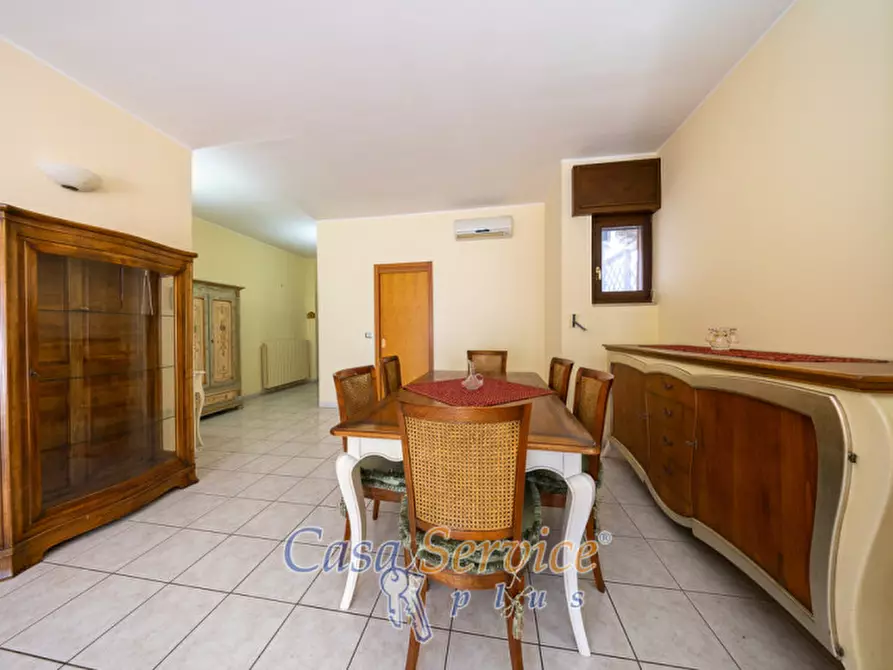 Immagine 35 di Appartamento in vendita  in Via Fratelli Bandiera a Casarano