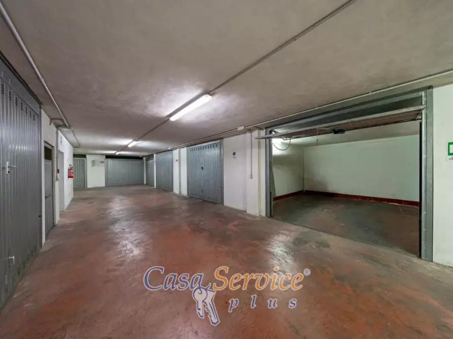 Immagine 39 di Appartamento in vendita  in Via Fratelli Bandiera a Casarano