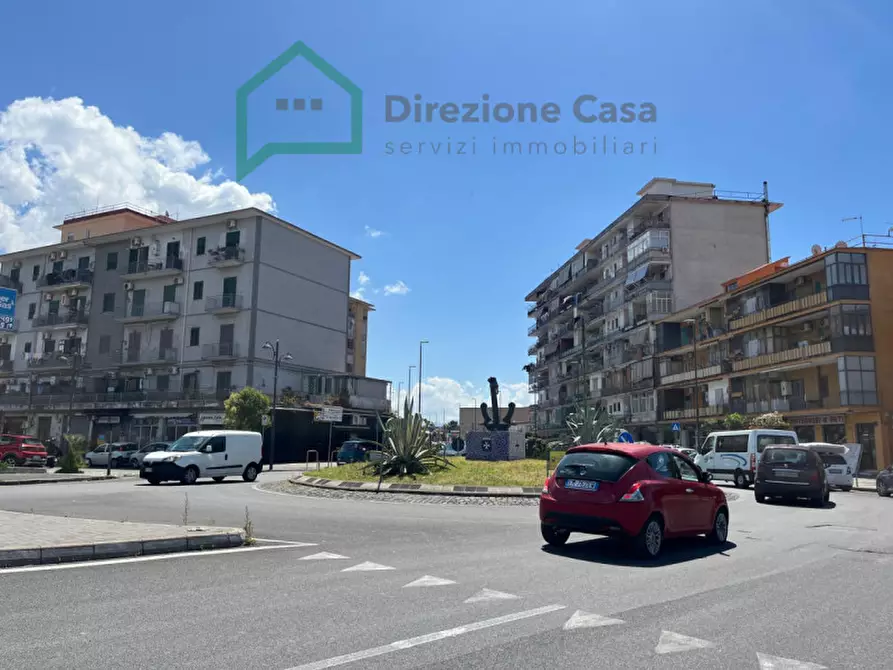 Immagine 2 di Appartamento in vendita  in C.SO IV NOVEMBRE a Napoli