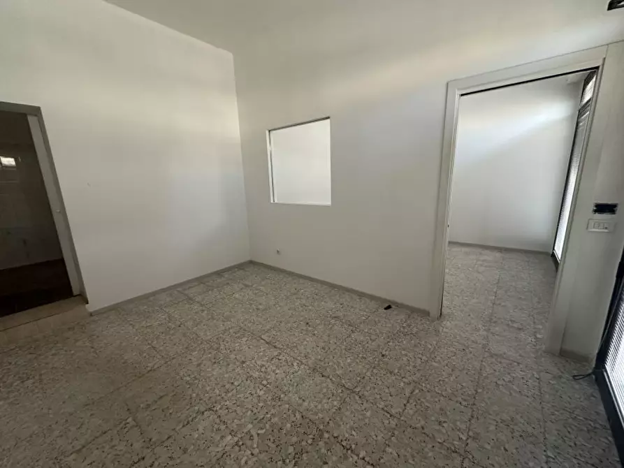 Immagine 20 di Negozio in vendita  in via Fornaci 217 a Padova