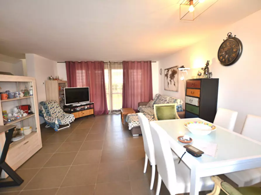 Immagine 8 di Casa indipendente in vendita  in VIA GIULIANOVA 67 a Fiumicino