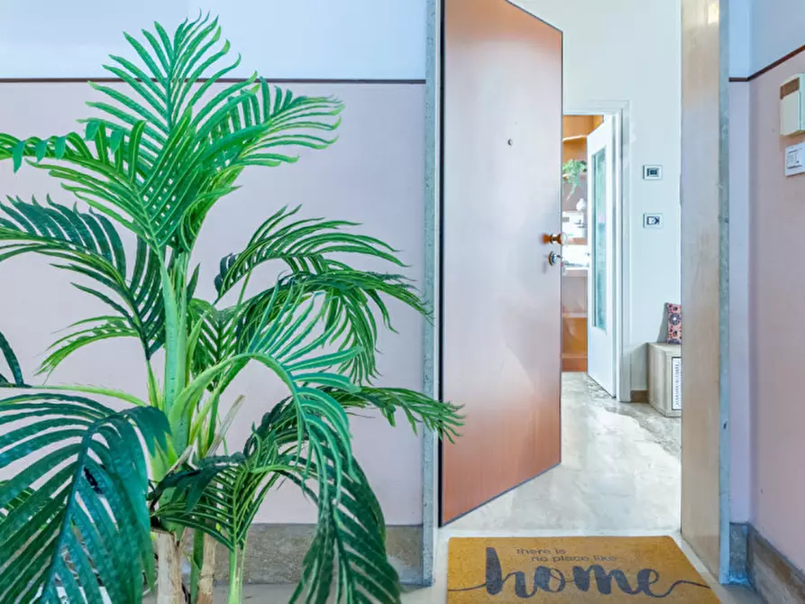 Immagine 3 di Appartamento in vendita  in VIA PORRETTANA a Casalecchio Di Reno